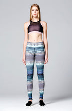 Load image into Gallery viewer, Loryta Inspiration bra Fitness Wear Yoga Wear Sports Tops Women's Bust Blush powder , breathable perspiration